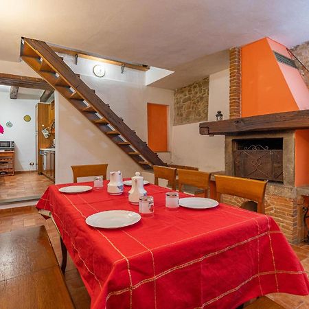 Awesome Home In Marliana With Kitchenette Екстериор снимка
